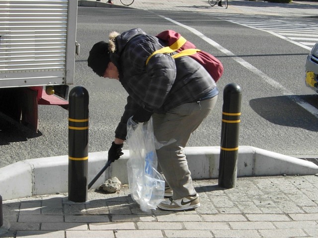 2/22 二日町の地域清掃活動を行いました_b0245781_11273429.jpg