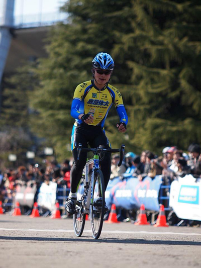 金栄堂サポート:鹿屋体育大学・橋本英也選手 明治神宮クリテリウムご報告&インプレッション!_c0003493_13254977.jpg