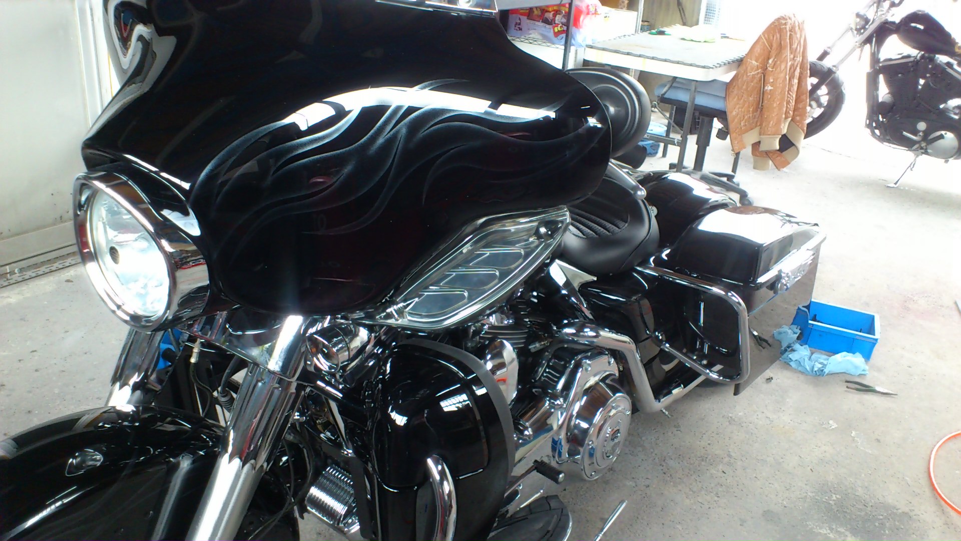 FLHX Bagger Paint_e0269313_19553790.jpg