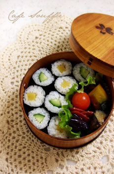 おしんこ巻きとかっぱ巻き弁当 Delicatusib おしんこ巻きとかっぱ巻き弁当 Delicatusib