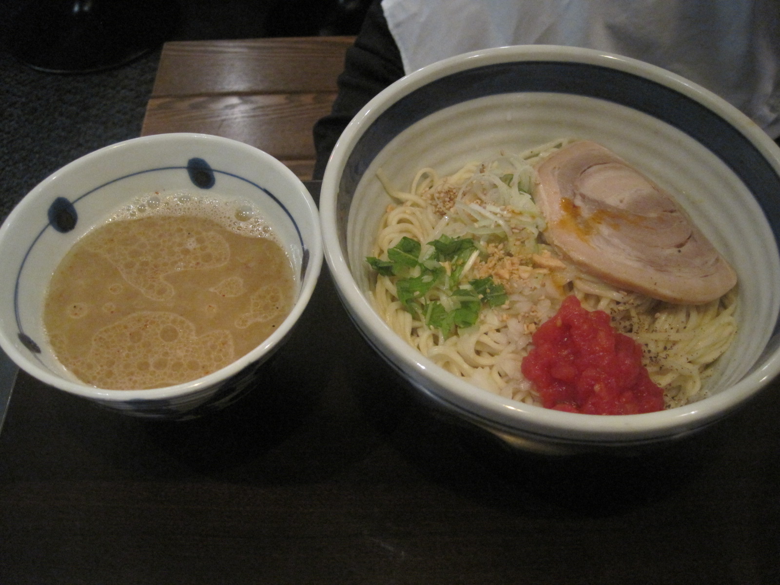  東京駅 斑鳩  ’11年10月06日の麺_c0072068_11134530.jpg