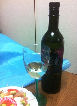 今夜はシャトーガクトで乾杯!_c0036138_2193121.jpg