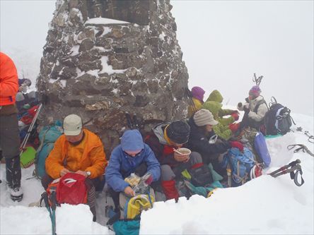 樹氷のトンネルや～_e0044657_2292258.jpg