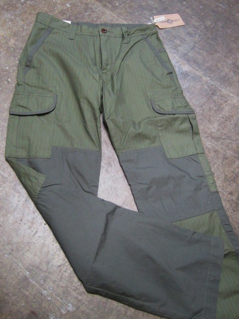 KIFFE ・・・ 2TONE Military CARGO PANTS!★! 人気出そう...♥_d0152280_1535534.jpg