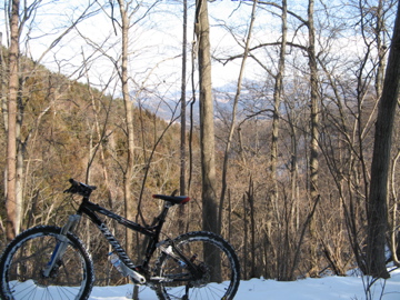 自転車のある風景　3　積雪の西上州_a0117599_1455549.jpg