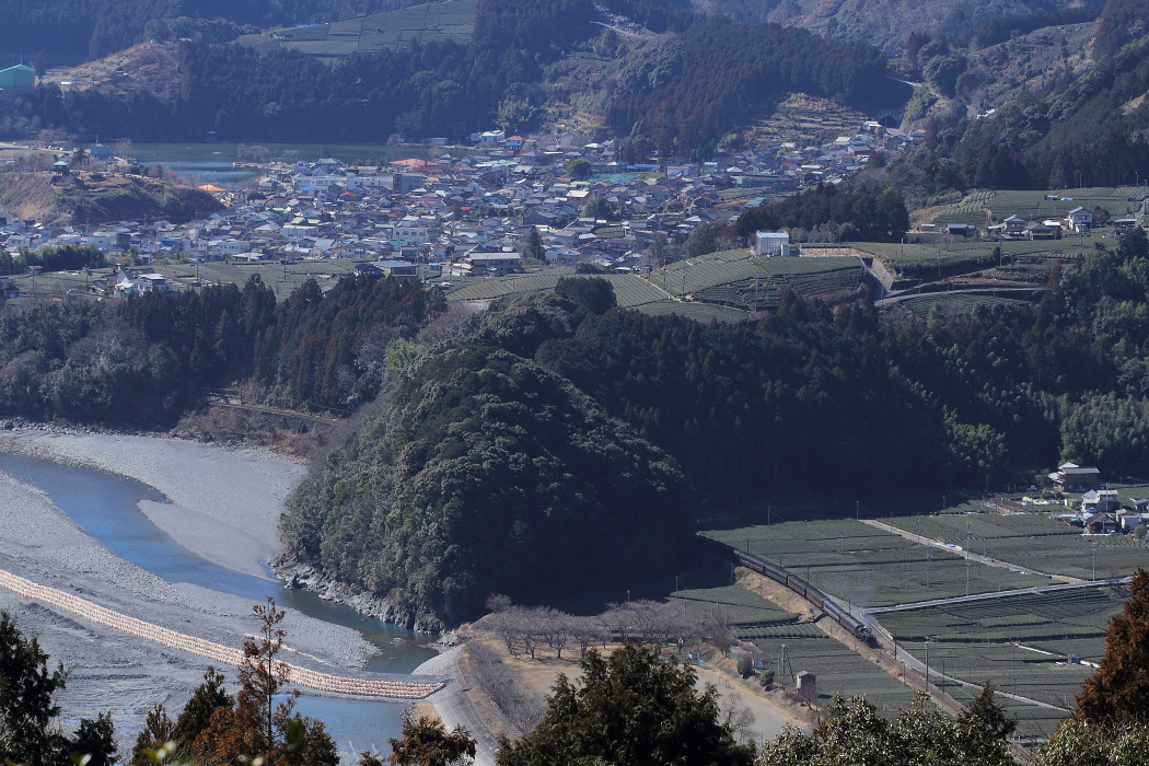 紫煙を燻らせて - 2013年冬・大井川 - _b0190710_2126352.jpg