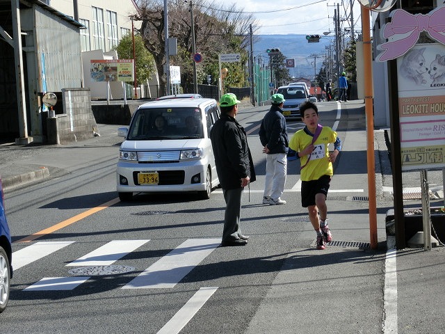 快晴・無風の絶好の中で行われた「第33回　今泉地区駅伝大会」_f0141310_715352.jpg