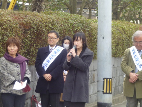 【中古】裁判を住民とともに: ヤナワラバー弁護士奮闘記／板井 優／熊本日日新聞社 熊日情報文化センター 中古】裁判を住民とともに: ヤナワラバー弁護士奮闘記／板井 優