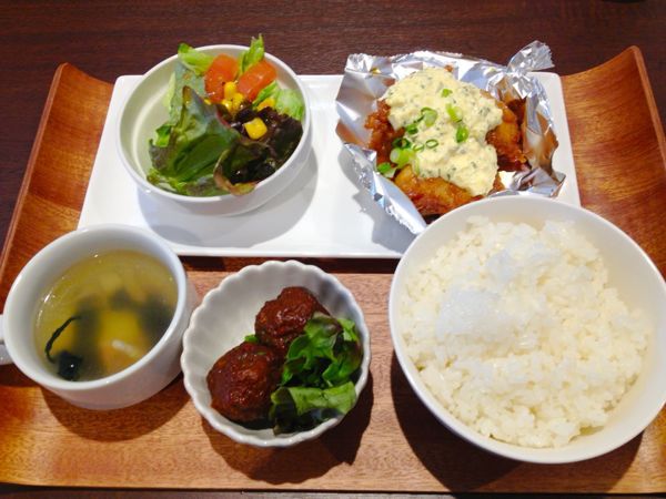 W cafe (ダブルカフェ)_e0292546_21341968.jpg