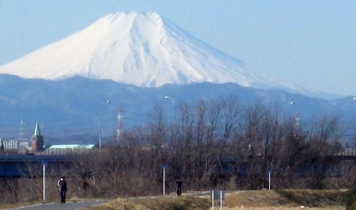 今朝も富士山が・・・・_b0115553_17165415.jpg