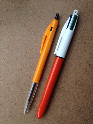 BIC 4色ボールペン 他_c0181556_1354582.jpg