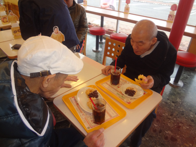 アドバンスモールへ!_a0154110_1620380.jpg
