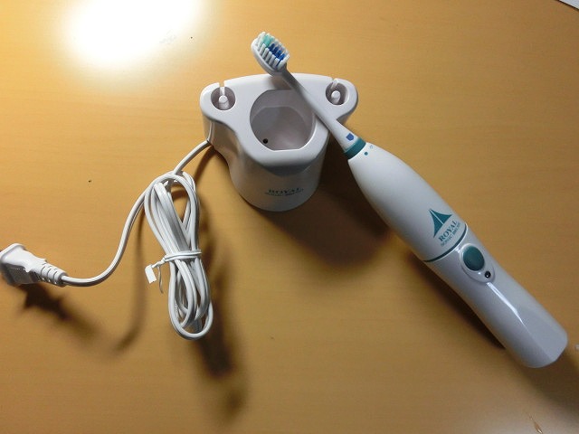 「音波歯ブラシ」を使い始めました!_f0141310_7335173.jpg