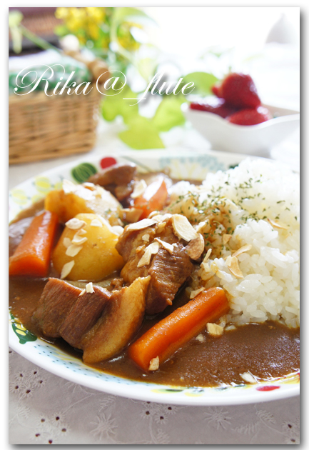 新じゃが新たまのポークカレー_c0103827_21582881.jpg