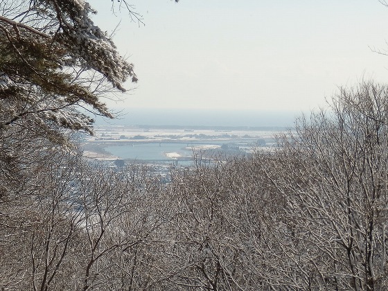 ２０１３．２．２３　深山（グリーンピア岩沼ー炭釜コース）_f0003138_6435195.jpg