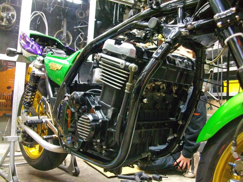 Sら田サン号 ZRX1100 エンジン載せ換え♪(Part1) : バイク Sら田サン号 ZRX1100 エンジン載せ換え♪(Part1) : バイク