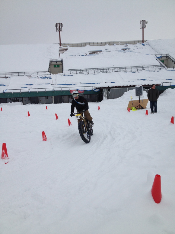雪中耐久レース 真駒内セキスイハイム2013_d0197762_945091.jpg