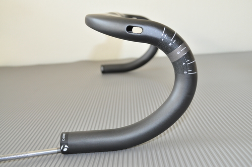 ハンドルバー Bontrager Race XXX Lite Aero 入荷しました!_a0262093_18101265.jpg