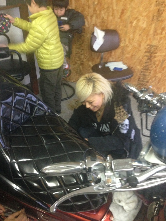 ステッカーチューンpart2!_f0213603_21565279.jpg