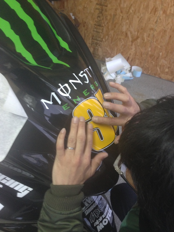 ステッカーチューンpart2!_f0213603_222375.jpg