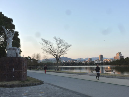博多 大濠公園を走る_e0048413_20495229.jpg