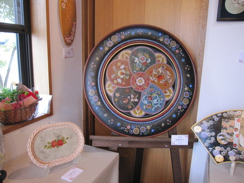 トールペイント作品展 : ペイント＆フラワー＆クラフト