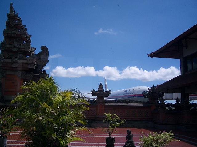 コンラッドバリ 画像集 ひねくれ の旅日記