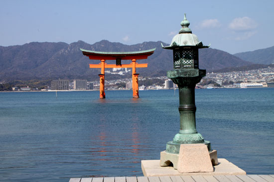 安芸の宮島 厳島神社_e0048413_20544046.jpg