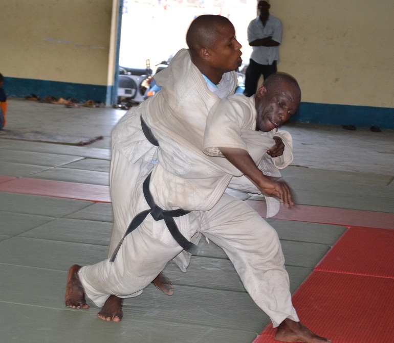 Training Camp for 7th East Africa Judo Championship Zanzibar 2013～東アフリカ柔道選手権大会強化合宿_a0088841_22335499.jpg