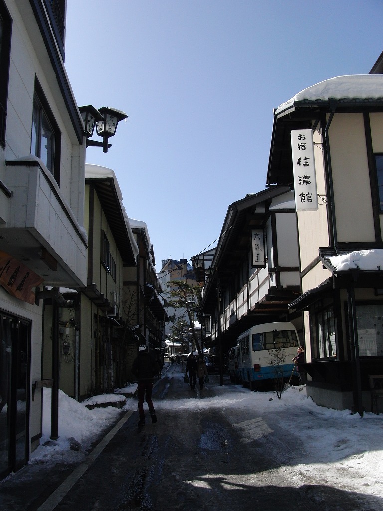 ミステリーバスツアー 草津・万座温泉・善光寺等 【2013/2/26_27】 _b0182655_21571564.jpg