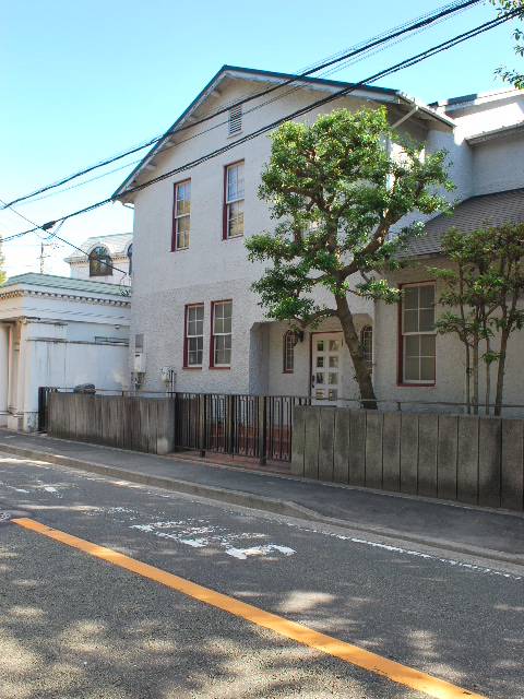 横浜山手のフェリス女学院短大6号館別館、山手237番館・山手72番館_a0110756_10535936.jpg