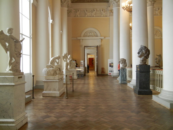 ’13,3,2(土)ロシア旅行③サンクトペテルブルグのロシア美術館!_f0060461_14142279.jpg