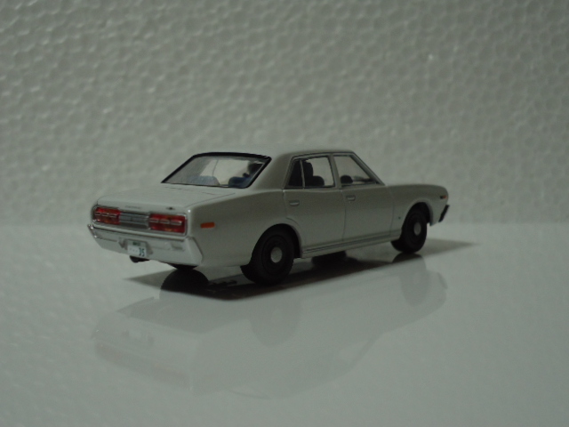 トミーテック・LV-NEO 西部警察01 日産セドリック(230型)2台