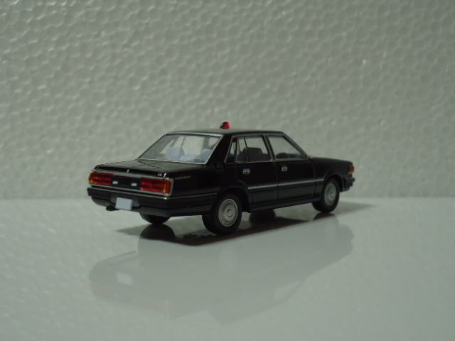 トミーテック・LV-NEO 西部警察02 日産セドリック(430型)2台