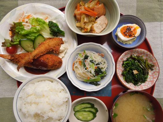 太っちょエビフライ ハタハタフライ ６００円ランチ 日だまりカフェ