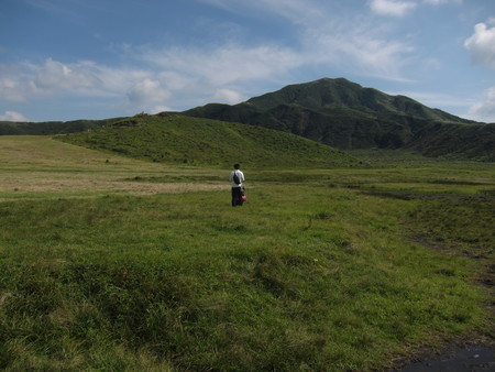  南九州7泊8日旅行記 2012年9月：7日目 壮大な阿蘇を堪能_a0116772_237293.jpg