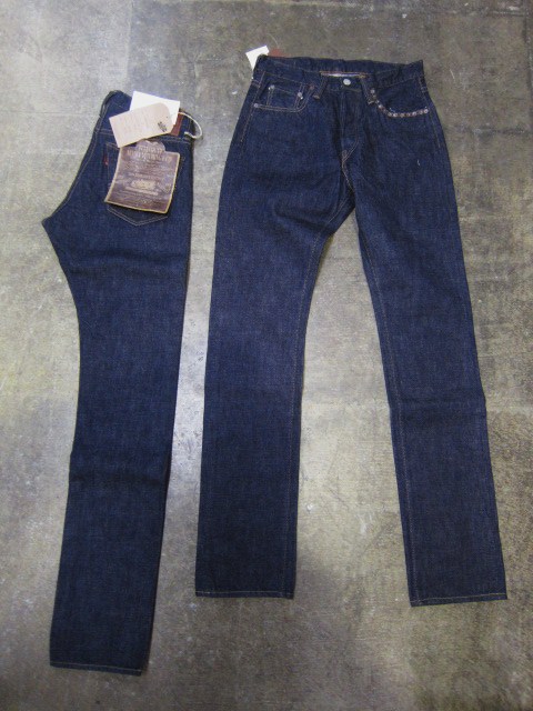 FULL COUNT ・・・ TAPE RED MIDDLE STRAIGHT etc... 本物デニム入荷★_d0152280_20274441.jpg