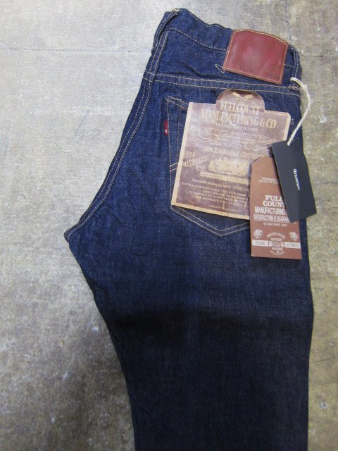 FULL COUNT ・・・ TAPE RED MIDDLE STRAIGHT etc... 本物デニム入荷★_d0152280_202828.jpg