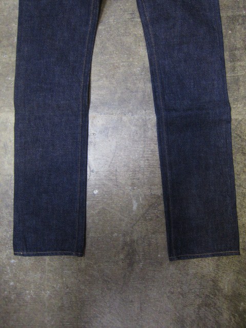 FULL COUNT ・・・ TAPE RED MIDDLE STRAIGHT etc... 本物デニム入荷★_d0152280_20284629.jpg