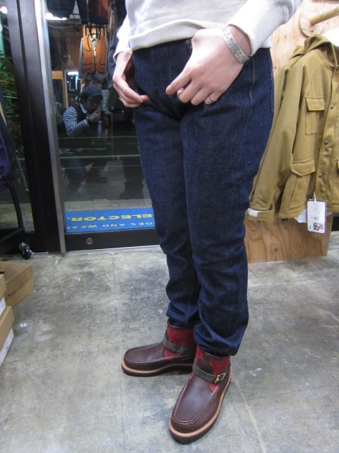 FULL COUNT ・・・ TAPE RED MIDDLE STRAIGHT etc... 本物デニム入荷★_d0152280_20301987.jpg