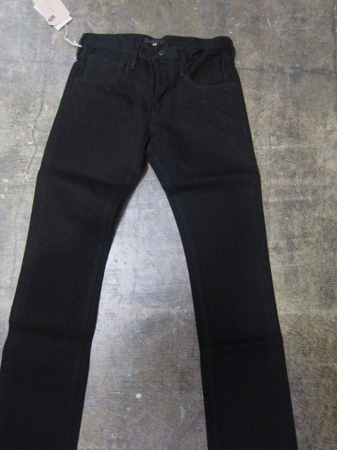 FULL COUNT ・・・ TAPE RED MIDDLE STRAIGHT etc... 本物デニム入荷★_d0152280_20321019.jpg