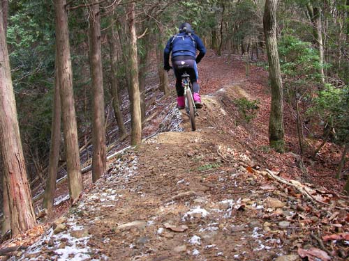 久々の日曜日、山行き。大津の山_d0144550_21483583.jpg