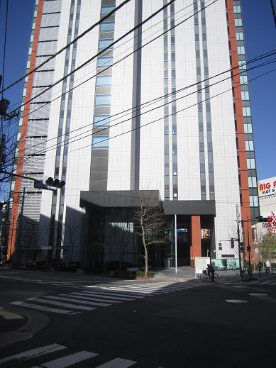 交通博物館跡地の再開発ビル(JR神田万世橋ビル)が竣工_f0030574_1414120.jpg