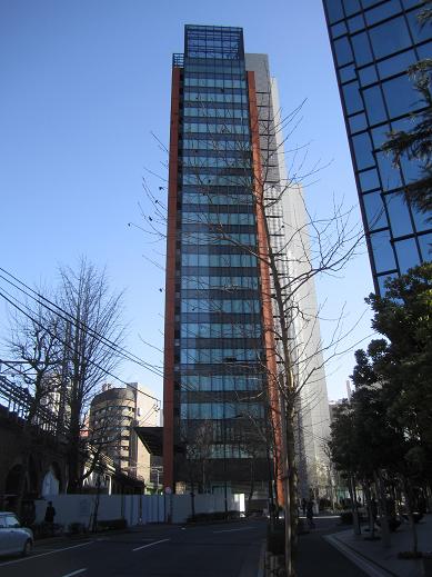交通博物館跡地の再開発ビル(JR神田万世橋ビル)が竣工_f0030574_14474199.jpg