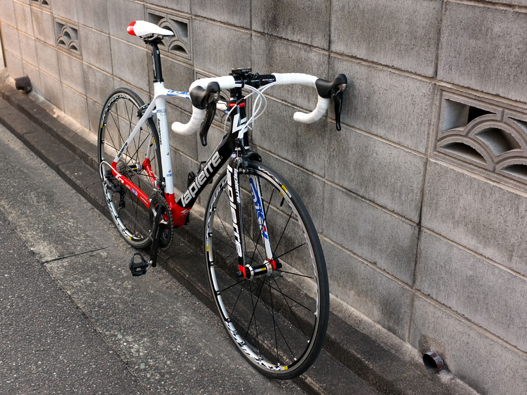 LAPIERRE XELIUS EFI 400 FDJ CP : スポーツサイクルショップ LAPIERRE XELIUS EFI 400 FDJ CP : スポーツサイクルショップ