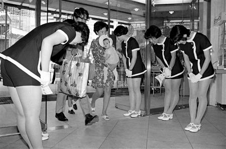 物理の「カルナック神殿」は崩壊するか？：科学を建築に例えるとそんな感じか！？_e0171614_18165575.jpg