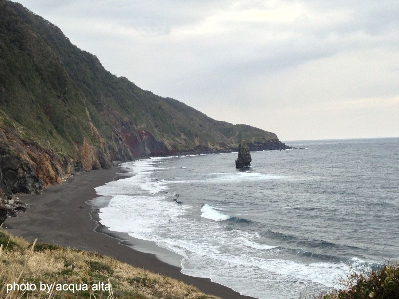 舞台探訪(聖地巡礼)　ビビッドレッド・オペレーション　【元町港・野増港・筆島】_d0217090_20554534.jpg