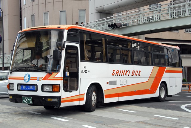 神姫バス エアロバスクイーンバージョン 3804 撮影劇場 神姫バス エアロバスクイーンバージョン 3804 撮影劇場
