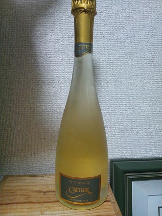 可愛いシャンパンとフランスからのお土産 ワイン メモリー