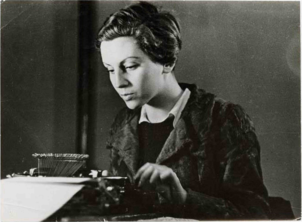 ゲルダ・タロー(Gerda Taro)(1910〜1937)_e0042361_2355729.jpg
